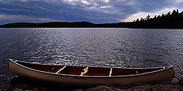 /images/133/1997-10-12-anima-canoe-sunset-pano.jpg - #00058: evening at Anima Nipissing Lake … Oct 1997 -- Anima Nipissing Lake, Temagami, Ontario.Canada