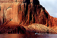 /images/133/1999-08-powell-rocks.jpg - #00353: along Lake Powell … views from the boat … August 1999 -- Lake Powell, Utah