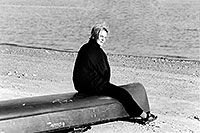 /images/133/1999-09-lake-powell-sandra2.jpg - #00411: Sandra at Lake Powell … Sept 1999 -- Lake Powell, Utah