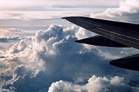 /images/133/2002-08-phoenix-atlanta2.jpg - #01083: somewhere (maybe Kansas) between Atlanta and Toronto … August 2002 -- Kansas