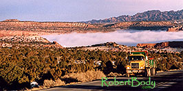 /images/133/2003-12-moab-fog-road2-pano.jpg - #01387: Foggy Morning in Moab … Dec 2003 -- Moab, Utah