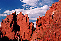 /images/133/2004-05-gardgods-climbers2.jpg - #01491: Red Rocks in Garden of the Gods … May 2004 -- Garden of the Gods, Colorado Springs, Colorado