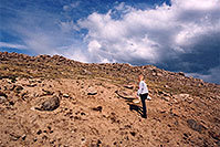 /images/133/2004-06-mtevans-holly05.jpg - 01552: hiking at 12,000 ft on Mt Evans … June 2004 -- Mt Evans, Colorado