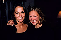 /images/133/2004-08-ola-aneta-night.jpg - #01928: Ola and Aneta at Kirsten