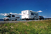 /images/133/2004-08-yello-rv-second.jpg - #02078: motorhomes with Yellowstone Lake in the background … August 2004 -- Yellowstone, Wyoming