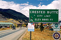 /images/133/2004-10-crested-sign.jpg - #02305: Crested Butte sign … Oct 2004 -- Crested Butte, Colorado
