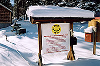 /images/133/2005-03-ouray-smiley-sign.jpg - #02520: morning in Ouray … March 2005 -- Ouray, Colorado