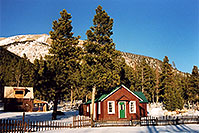 /images/133/2005-03-twin-lakes-house1.jpg - 02550: old Colorado by Twin Lakes … March 2005 -- Twin Lakes, Colorado