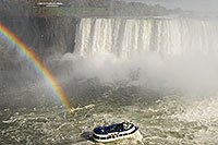 /images/133/2006-10-15-niag-rainbow02.jpg - #03030: Maid of Mist tour boat heading closer to Niagara Falls … Oct 2006 -- Niagara Falls, Ontario.Canada