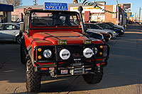 /images/133/2006-12-10-denver-defender2.jpg - #03172: red Land Rover Defender 90 in Denver … December 2006 -- Denver, Colorado