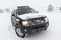 /images/133/2006-12-20-eng-jep-xterra04.jpg - #03208: Xterra in a snowstorm in Englewood … Dec 2006 -- Englewood, Colorado