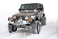 /images/133/2006-12-21-high-wrangler02.jpg - #03239: brown Jeep Wrangler Rubicon … Dec 2006 -- Lincoln Rd, Highlands Ranch, Colorado