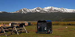 /images/133/2007-06-09-lead-massive01.jpg - #03875: Mt Massive in the background from west side of Leadville … June 2007 -- Mt Massive, Leadville(city), Colorado