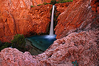 /images/133/2008-05-17-hav-mooney-7813-.jpg - #05327: Mooney Falls - 210 ft drop (64 meters) … May 2008 -- Mooney Falls, Havasu Falls, Arizona