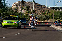 /images/133/2008-11-23-ironman-bike_13_9-53554.jpg - #06160: 02:22:07 - STEVE OSBORNE (GBR) #13 ahead of ANDREAS RAELERT #9 - Bike Pros … November 2008 -- Rio Salado Parkway, Tempe, Arizona