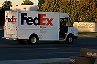 /images/133/2008-12-10-tempe-kiwanis-fedex-61383.jpg - #06402: Fedex on delivery by Kiwanis Park … December 2008 -- Kiwanis Park, Tempe, Arizona