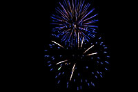 /images/133/2008-12-31-tempe-fireworks-70024.jpg - #06705: New Year`s Fireworks at Tempe Town Lake … December 2008 -- Tempe Town Lake, Tempe, Arizona