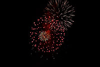 /images/133/2008-12-31-tempe-fireworks-70302.jpg - #06716: New Year`s Fireworks at Tempe Town Lake … December 2008 -- Tempe Town Lake, Tempe, Arizona