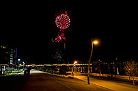 /images/133/2009-01-01-tempe-fireworks-70477.jpg - #06726: New Year`s Fireworks at Tempe Town Lake … January 2009 -- Tempe Town Lake, Tempe, Arizona