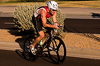 /images/133/2009-10-25-soma-bike-118395.jpg - #07631: 01:11:37 #761 cycling at Soma Triathlon … October 25, 2009 -- Rio Salado Parkway, Tempe, Arizona