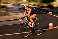 /images/133/2009-10-25-soma-bike-118612b.jpg - #07645: 01:30:02 cycling at Soma Triathlon … October 25, 2009 -- Rio Salado Parkway, Tempe, Arizona