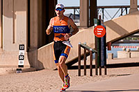 /images/133/2009-10-25-soma-run-119851.jpg - #07677: 03:28:56 Runner at Soma Triathlon … October 25, 2009 -- Tempe Town Lake, Tempe, Arizona