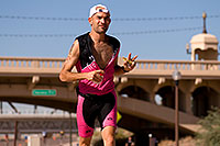 /images/133/2009-10-25-soma-run-119886.jpg - #07684: 03:40:14 Runner at Soma Triathlon … October 25, 2009 -- Tempe Town Lake, Tempe, Arizona