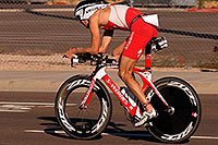 /images/133/2009-11-22-ironman-bike-pro-124150.jpg - #07893: 01:12:58 Cyclists on a 112 mile bike course - Ironman Arizona 2009 … November 2009 -- Tempe Town Lake, Tempe, Arizona