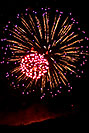 /images/133/2010-01-01-tempe-fireworks-131420v.jpg - #08029: New Year`s midnight fireworks … January 2010 -- Tempe Town Lake, Tempe, Arizona
