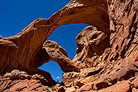 /images/133/2010-09-09-arches-double-32292.jpg - #08606: People at Double Arch in Arches National Park … September 2010 -- Double Arch, Arches Park, Utah