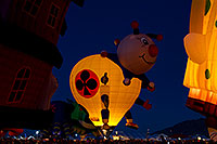 /images/133/2010-10-08-abq-balloon-fiesta-40186.jpg - #08822: Balloon Fiesta in Albuquerque, New Mexico … October 2010 -- Albuquerque, New Mexico