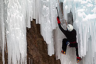 /images/133/2011-01-09-ouray-climbers-48529.jpg - #09043: Ice climbing by Ouray … January 2011 -- Ouray, Colorado