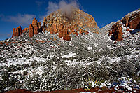 /images/133/2011-04-10-sedona-coffeepot-66311.jpg - #09139: Morning snow in Sedona … April 2011 -- Thunder Mountain, Sedona, Arizona