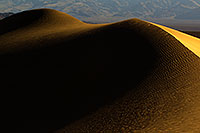 /images/133/2011-05-27-dv-mesquite-dunes-72088.jpg - #09236: Sand Patterns at Mesquite Sand Dunes in Death Valley … May 2011 -- Mesquite Sand Dunes, Death Valley, California