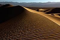 /images/133/2011-05-27-dv-mesquite-dunes-72133.jpg - #09239: Sand Patterns at Mesquite Sand Dunes in Death Valley … May 2011 -- Mesquite Sand Dunes, Death Valley, California