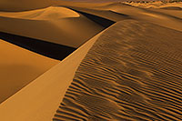 /images/133/2011-05-27-dv-mesquite-dunes-72203.jpg - #09242: Sand Patterns at Mesquite Sand Dunes in Death Valley … May 2011 -- Mesquite Sand Dunes, Death Valley, California