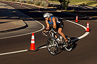 /images/133/2011-10-23-soma-bike-speed-107907.jpg - #09624: 01:40:46 #357 cycling at Soma Triathlon 2011 … October 2011 -- Rio Salado Parkway, Tempe, Arizona
