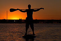 /images/133/2012-10-14-tempe-sunst-up-pad-1dx_4375.jpg - #10277: Stand up paddler at Tempe Town Lake … October 2012 -- Tempe Town Lake, Tempe, Arizona