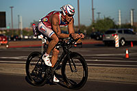/images/133/2012-11-18-ironman-bike-0785.jpg - #10393: 01:20:30 - #2482 cycling at Ironman Arizona 2012 … November 2012 -- Rio Salado Parkway, Tempe, Arizona