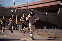 /images/133/2012-11-18-ironman-run-4225.jpg - #10402: 07:58:35 - #456 Sombrero running at Ironman Arizona 2012 … November 2012 -- Tempe Town Lake, Tempe, Arizona
