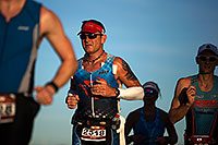 /images/133/2012-11-18-ironman-run-4629.jpg - #10423: 09:50:49 - running at Ironman Arizona 2012 … November 2012 -- Tempe Town Lake, Tempe, Arizona