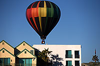 /images/133/2013-01-18-havasu-balloons-19862.jpg - #10699: Balloon above The Heat condos at Lake Havasu City … January 2013 -- Lake Havasu City, Arizona