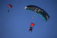 /images/133/2013-01-20-havasu-balloons-skydi-21856.jpg - #10759: Mesquite Skydivers at Lake Havasu Balloon Fest … January 2013 -- Lake Havasu City, Arizona