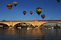 /images/133/2013-01-21-havasu-balloons-22771.jpg - #10765: Balloons above London Bridge at Lake Havasu City … January 2013 -- London Bridge, Lake Havasu City, Arizona