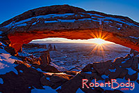 /images/133/2013-12-05-canyons-mesa-mi1-1d4_1872.jpg - 11377: Sunrise at Mesa Arch in Canyonlands National Park … December 2013 -- Mesa Arch, Canyonlands, Utah