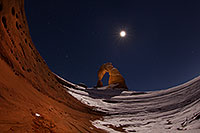 /images/133/2013-12-11-delicate-moon-sta-1d4_3630.jpg - #11393: Delicate Arch in Arches National Park … December 2013 -- Delicate Arch, Arches Park, Utah