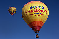 /images/133/2014-01-17-havasu-sky-1dx_0673.jpg - #11651: Lake Havasu Balloon Fest … January 2014 -- Lake Havasu City, Arizona