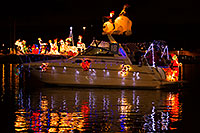 /images/133/2014-12-13-tempe-boats-1dx_9405.jpg - #12319: Boat #18 at APS Fantasy of Lights Boat Parade … December 2014 -- Tempe Town Lake, Tempe, Arizona