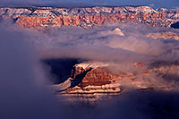 /images/133/2015-01-01-grand-fog-1dx_0053.jpg - #12338: Snow in Grand Canyon, Arizona … January 2015 -- Grand Canyon, Arizona
