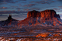 /images/133/2015-01-10-monvalley-morning-1dx_1452.jpg - #12354: Morning in Monument Valley … January 2015 -- Monument valley, Utah